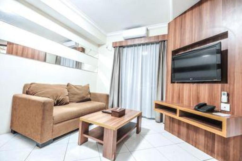 Great Western Hotel & Resort Serpong - Tangerang Esterno foto