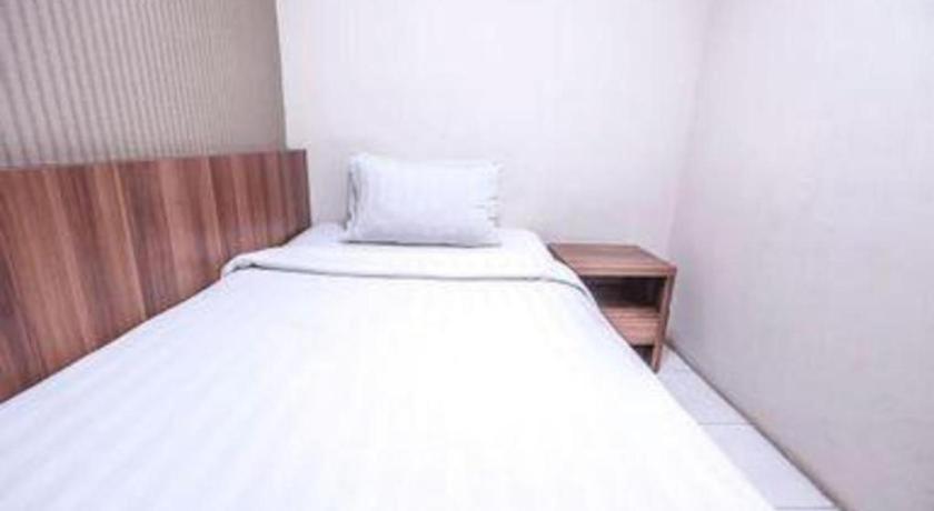 Great Western Hotel & Resort Serpong - Tangerang Esterno foto