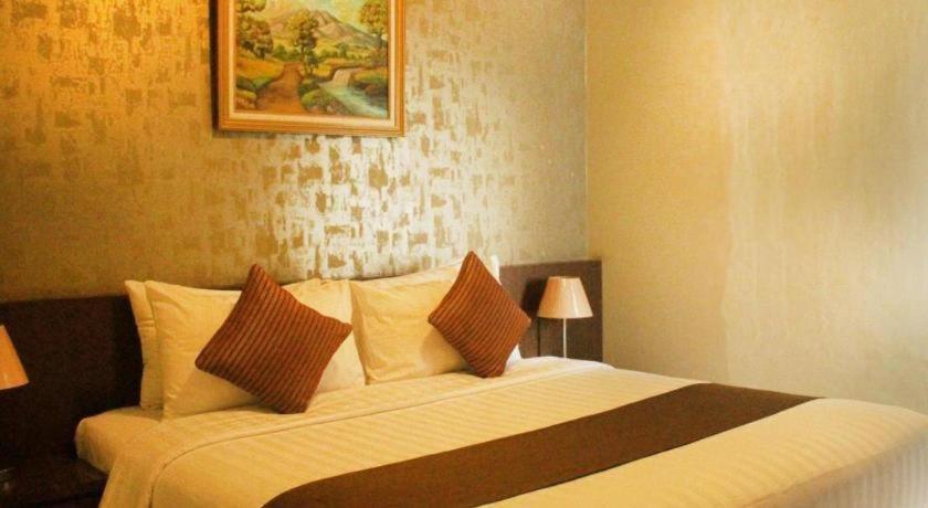 Great Western Hotel & Resort Serpong - Tangerang Esterno foto