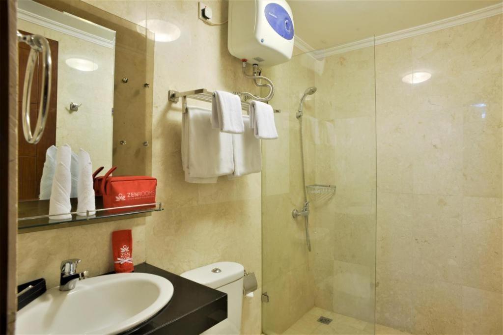 Great Western Hotel & Resort Serpong - Tangerang Esterno foto